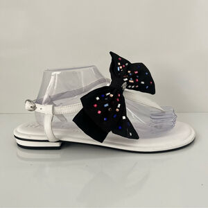 Karl Lagerfeld Paris Cristi Bow Sandals Jeweled T-Strap Flat White Black 9.5